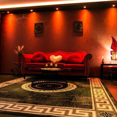 L'Insolite Spa Privatif "Suite Luxueuse-Jacuzzi Toulouse Exterior foto